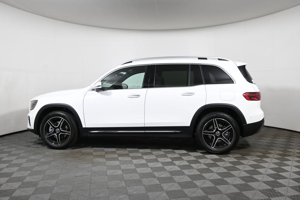 Thumbnail: 2026 Mercedes-Benz GLB - 2