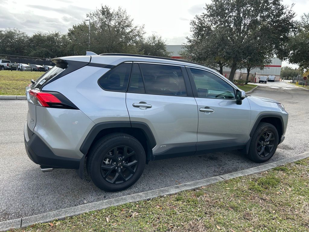 Thumbnail: 2025 Toyota RAV4 - 5