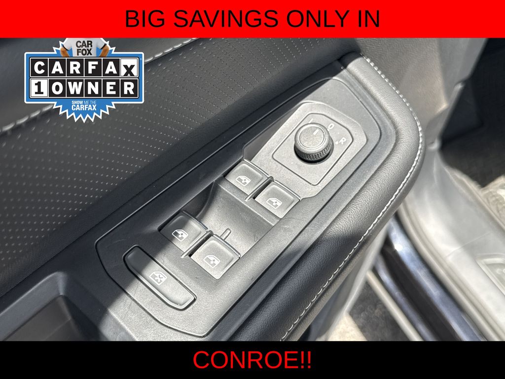 2024 Volkswagen Atlas 2.0T SE w/Technology Black at Cook Ford