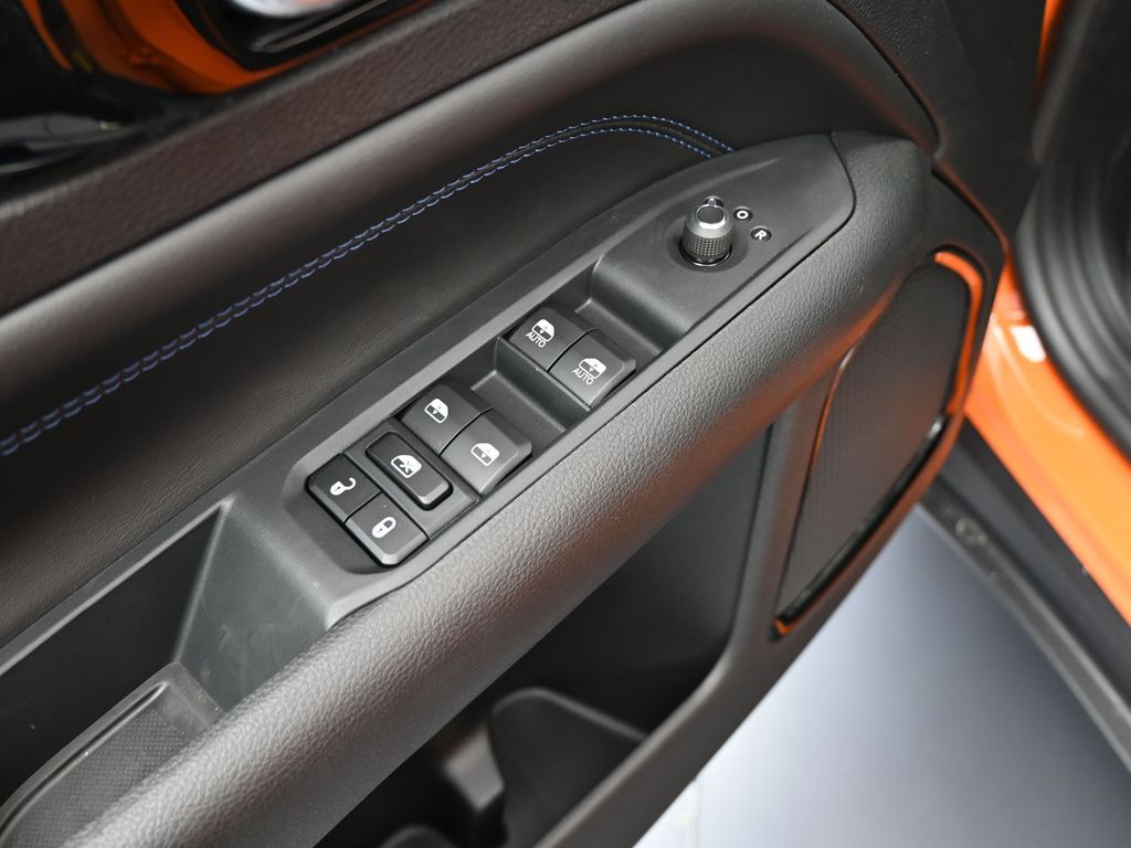 New 2026 Joose Jeep Latitude image 13