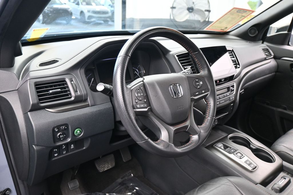 Used 2022 Blue Honda TrailSport image 10