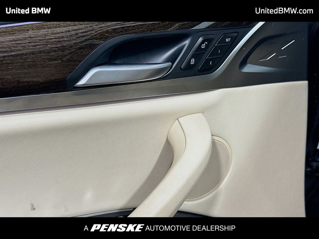 Thumbnail: 2025 BMW X4 - 3