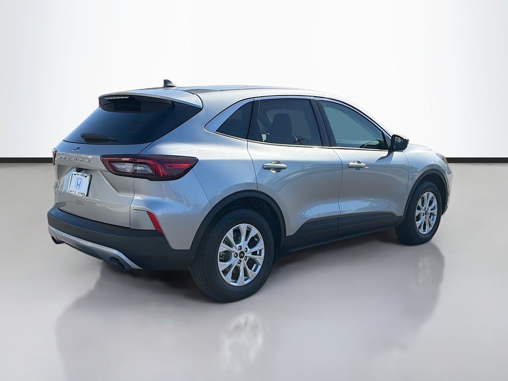 Thumbnail: 2024 Ford Escape - 5
