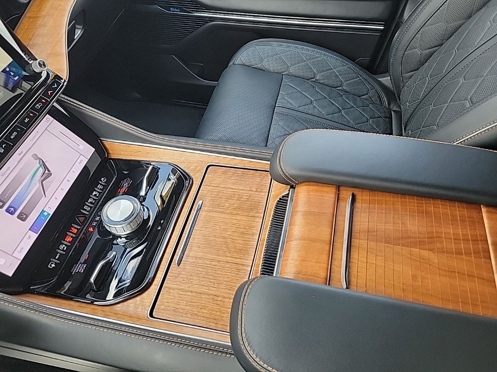 Used 2024 Jeep Grand Wagoneer SUV