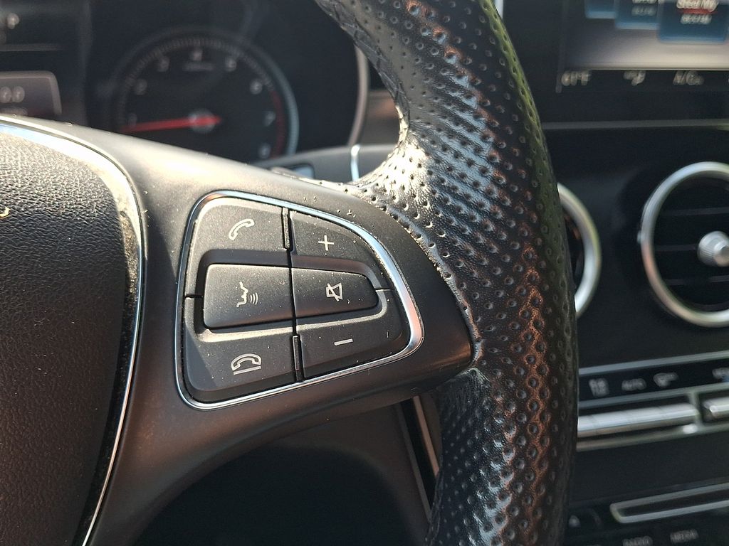 Thumbnail: 2019 Mercedes-Benz GLC - 22