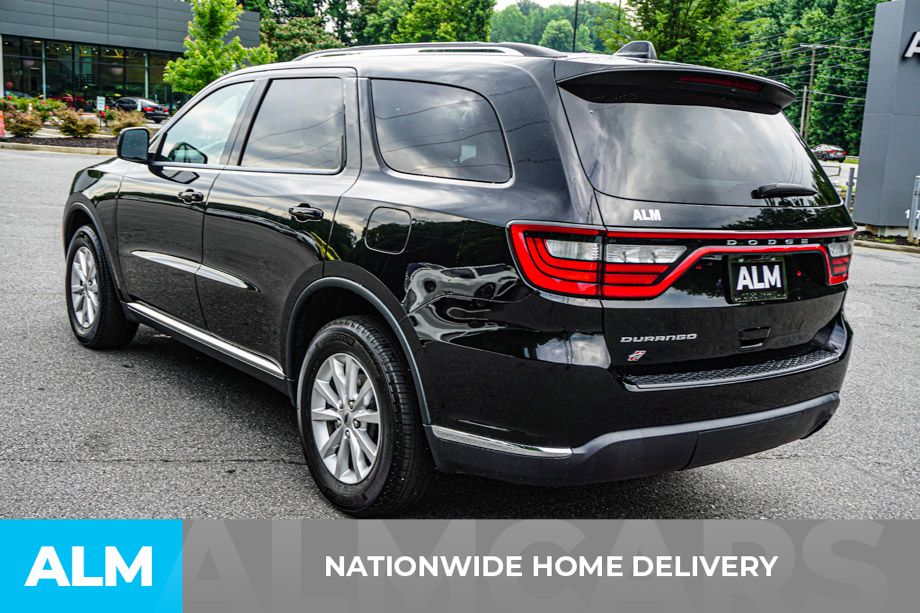 Used 2023 Black Dodge SXT image 5