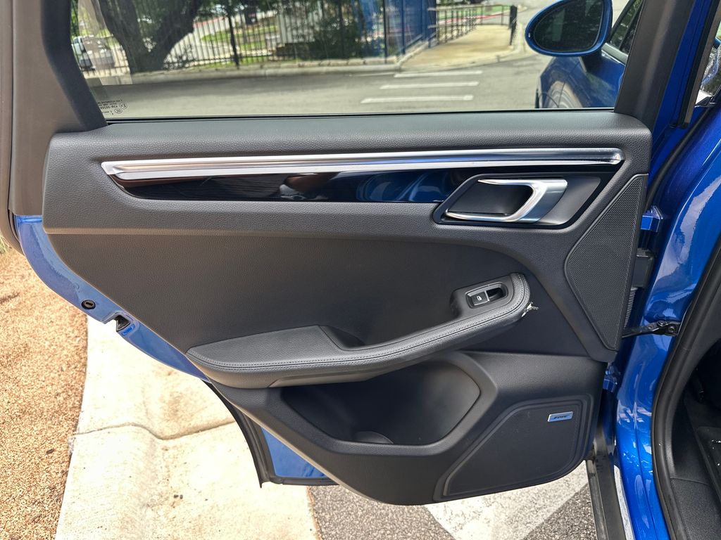 Used Car 2018 Porsche Macan  For Sale Under $25,000 In Austin, Texas