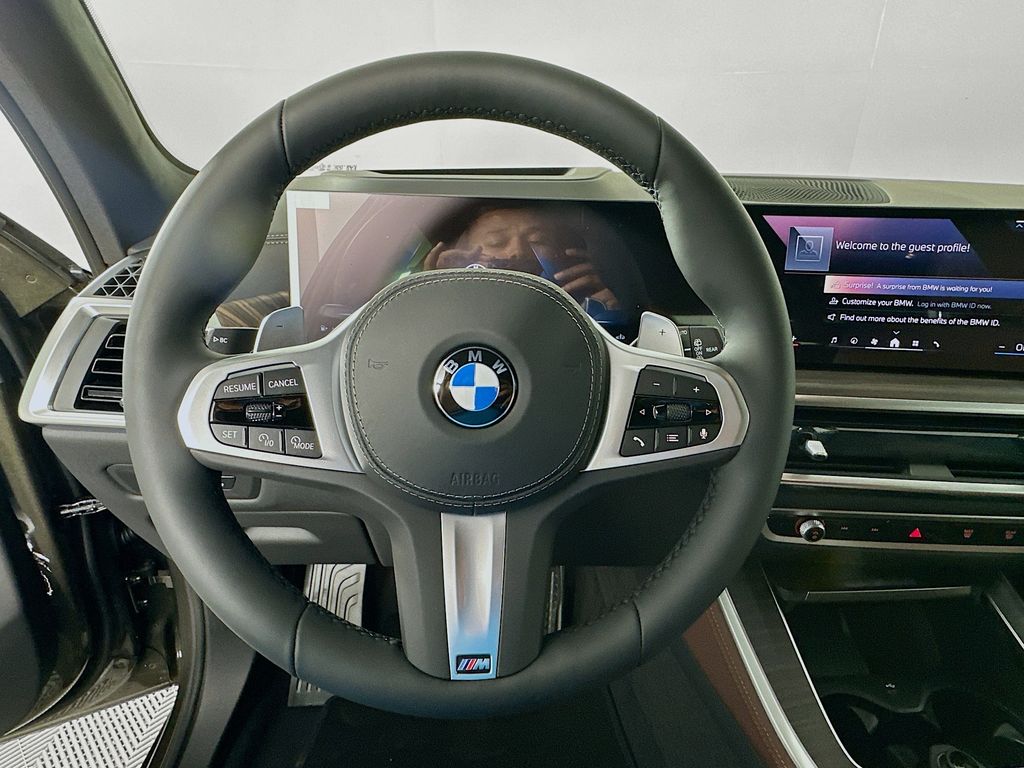 Thumbnail: 2026 BMW X5 - 10