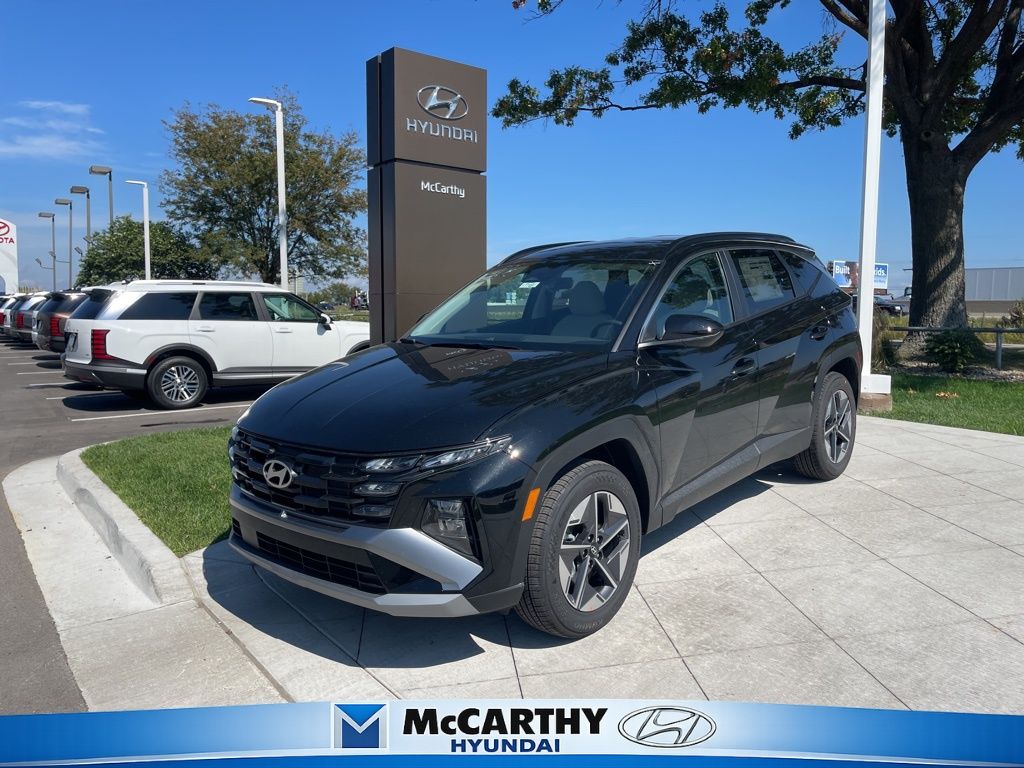 Phantom Black 2026 Hyundai Tucson SUV / Crossover All-Wheel Drive 8-Speed Automatic