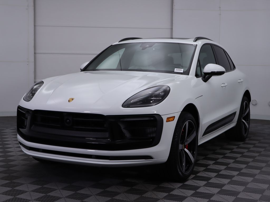 2024 Porsche Macan S -
                Phoenix, AZ