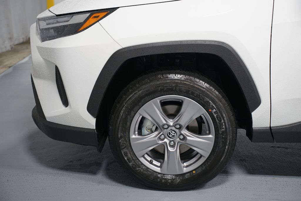 Thumbnail: 2025 Toyota RAV4 - 5