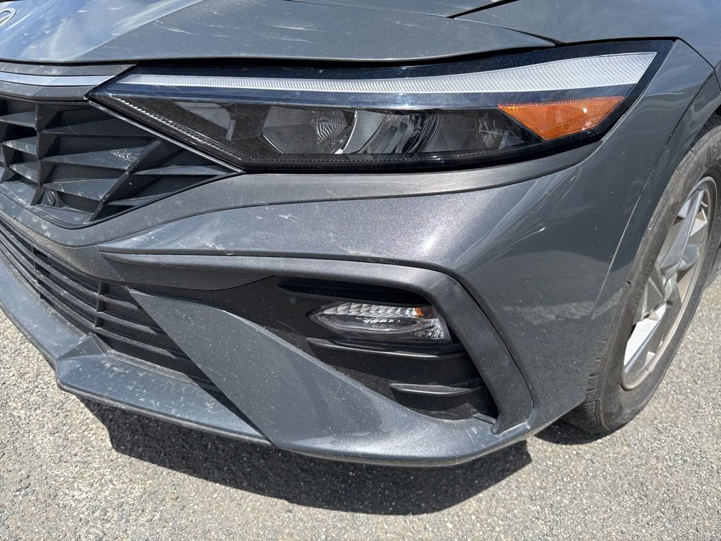 Thumbnail: 2025 Hyundai Elantra - 7