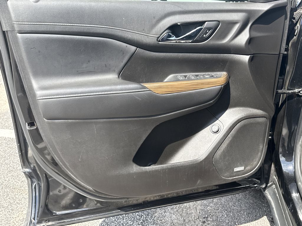 2022 GMC Acadia SLE Black at Wharton Ford