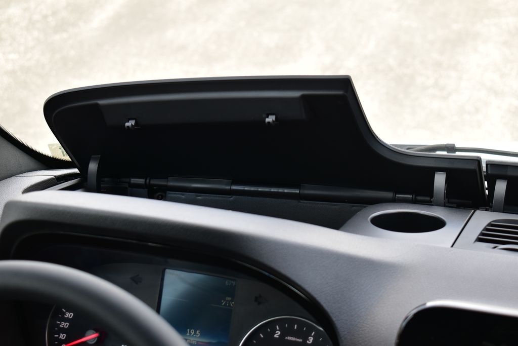 Thumbnail: 2025 Mercedes-Benz Sprinter - 24