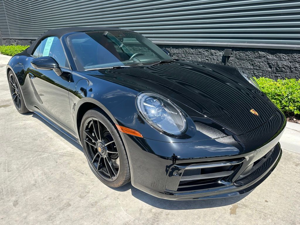 Thumbnail: 2024 Porsche 911 - 10