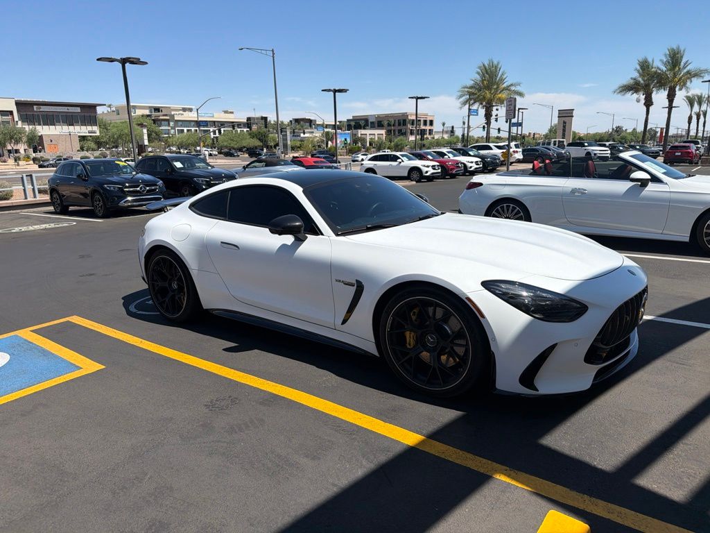 Thumbnail: 2026 Mercedes-Benz AMG GT - 3