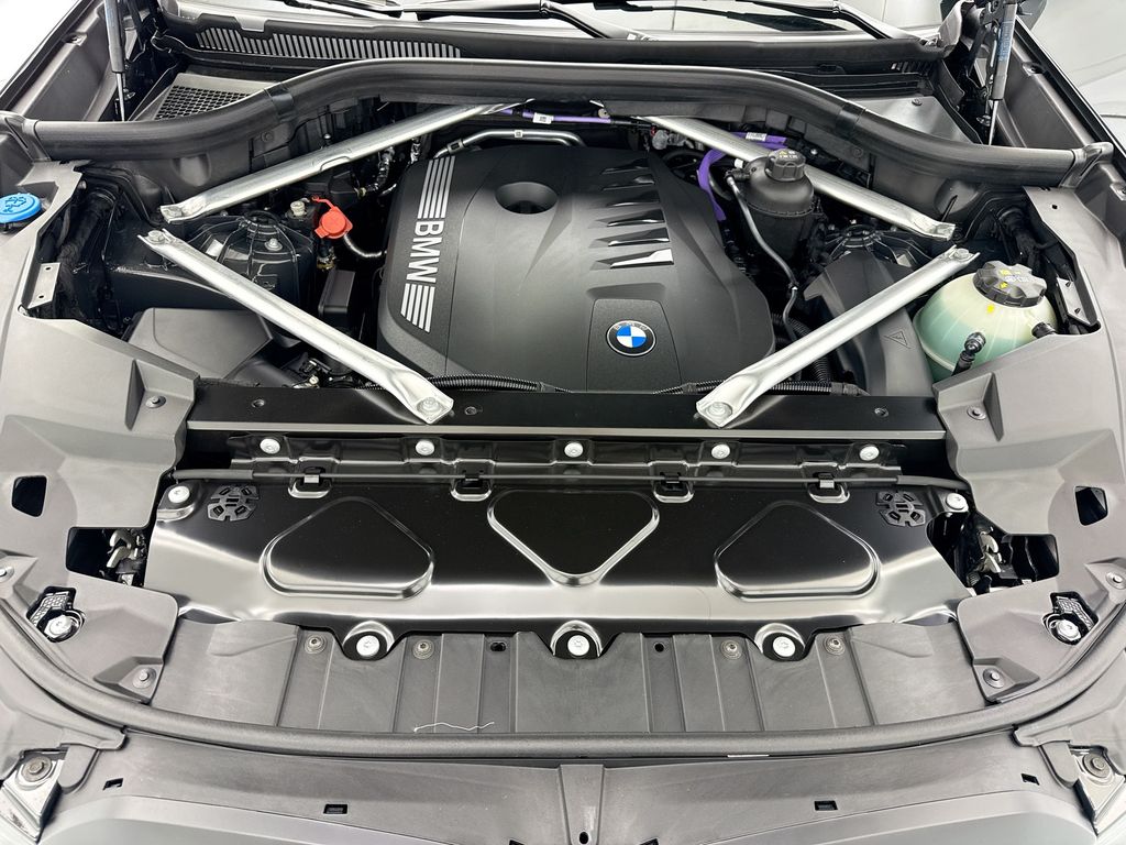 Thumbnail: 2026 BMW X5 - 28