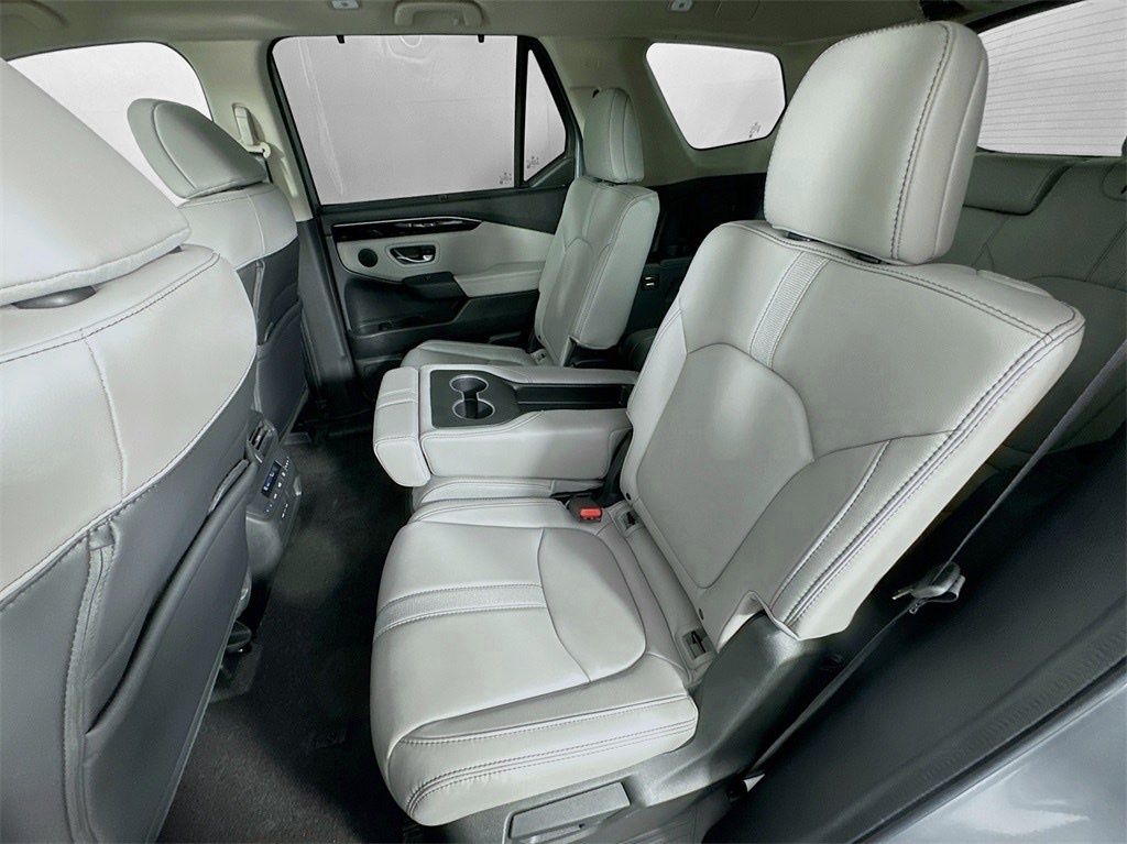 Used Car 2025 Honda Pilot  Touring For Sale Under $50,000 In Austin, Texas