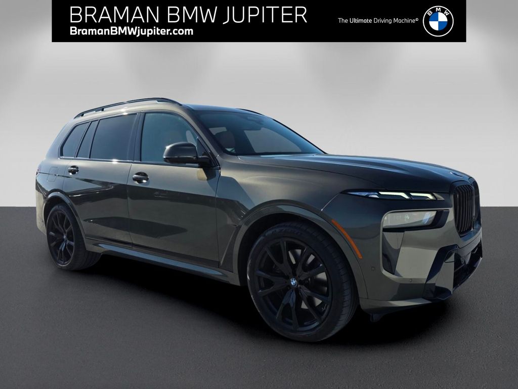 2025 BMW X7 xDrive40i AWD