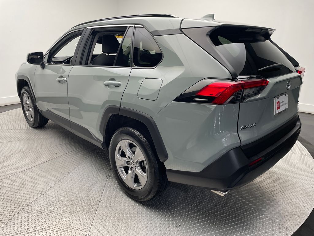 2023 Toyota RAV4 XLE 7