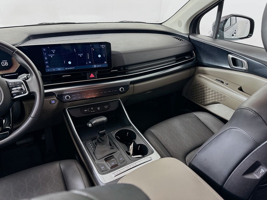 Thumbnail: 2025 Kia Carnival - 24