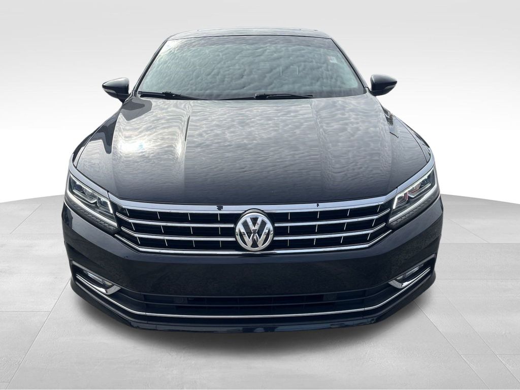 2018 Volkswagen Passat 2.0T SE 2