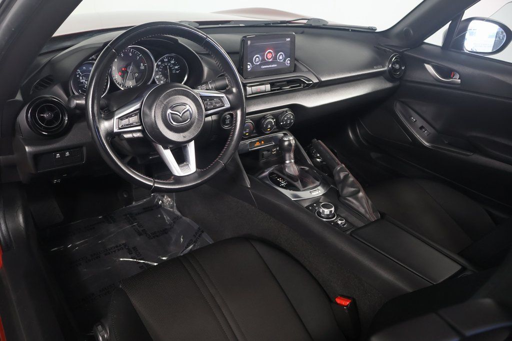 Thumbnail: 2019 Mazda MX-5 Miata - 9
