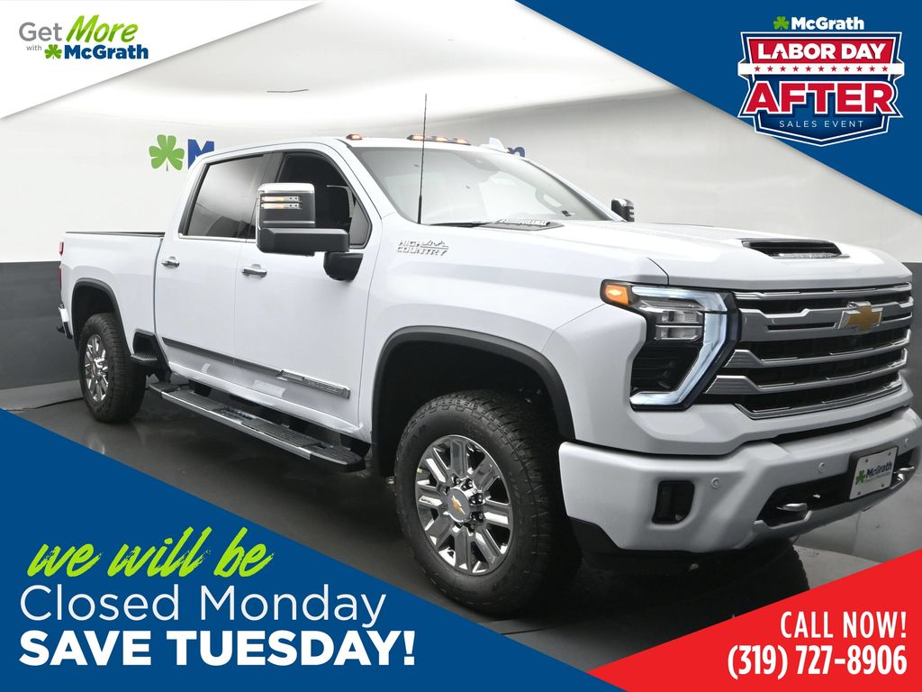 Polar White Tricoat 2026 Chevrolet Silverado 2500HD Pickup Truck Four-Wheel Drive Automatic