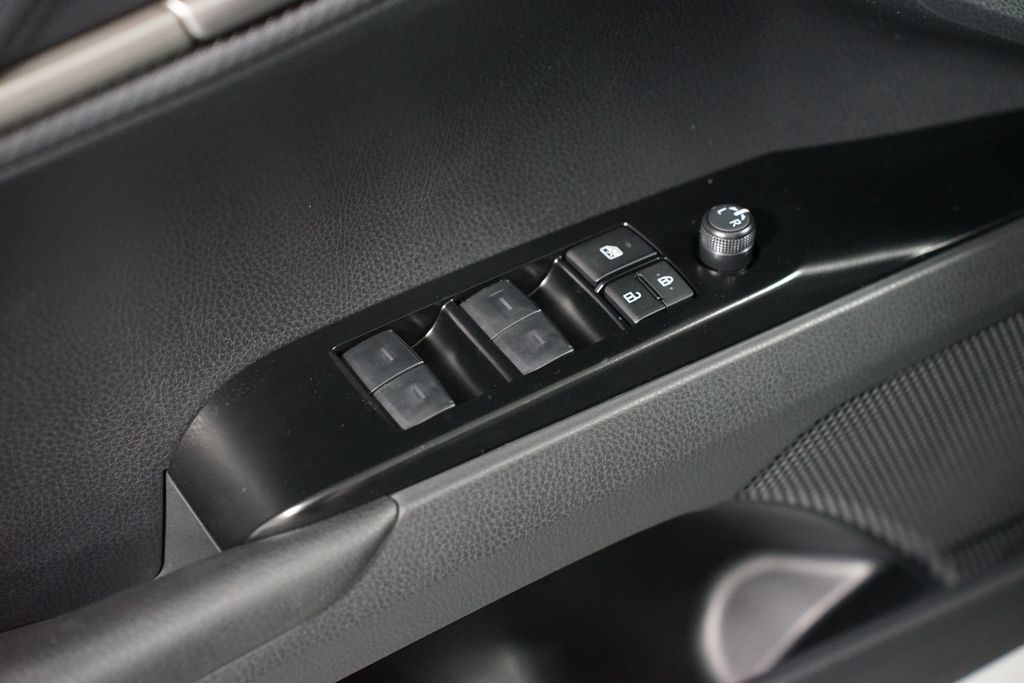 Thumbnail: 2026 Toyota Camry - 32