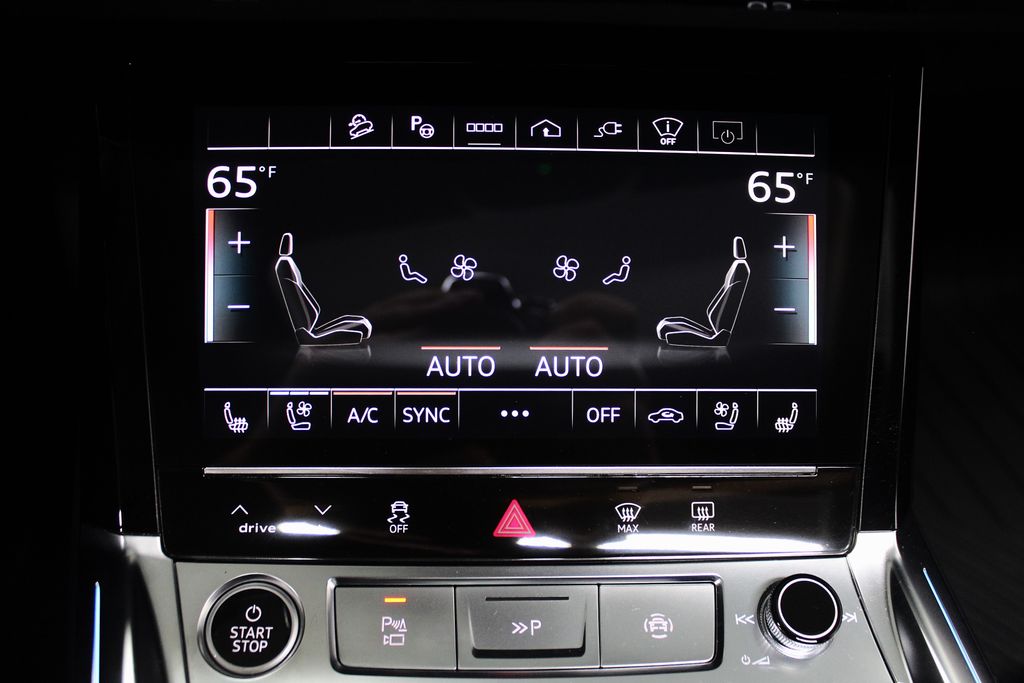 Thumbnail: 2024 Audi Q8 e-tron - 16