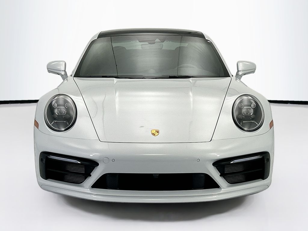 Thumbnail: 2024 Porsche 911 - 10