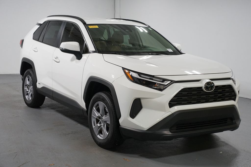 Thumbnail: 2025 Toyota RAV4 - 3