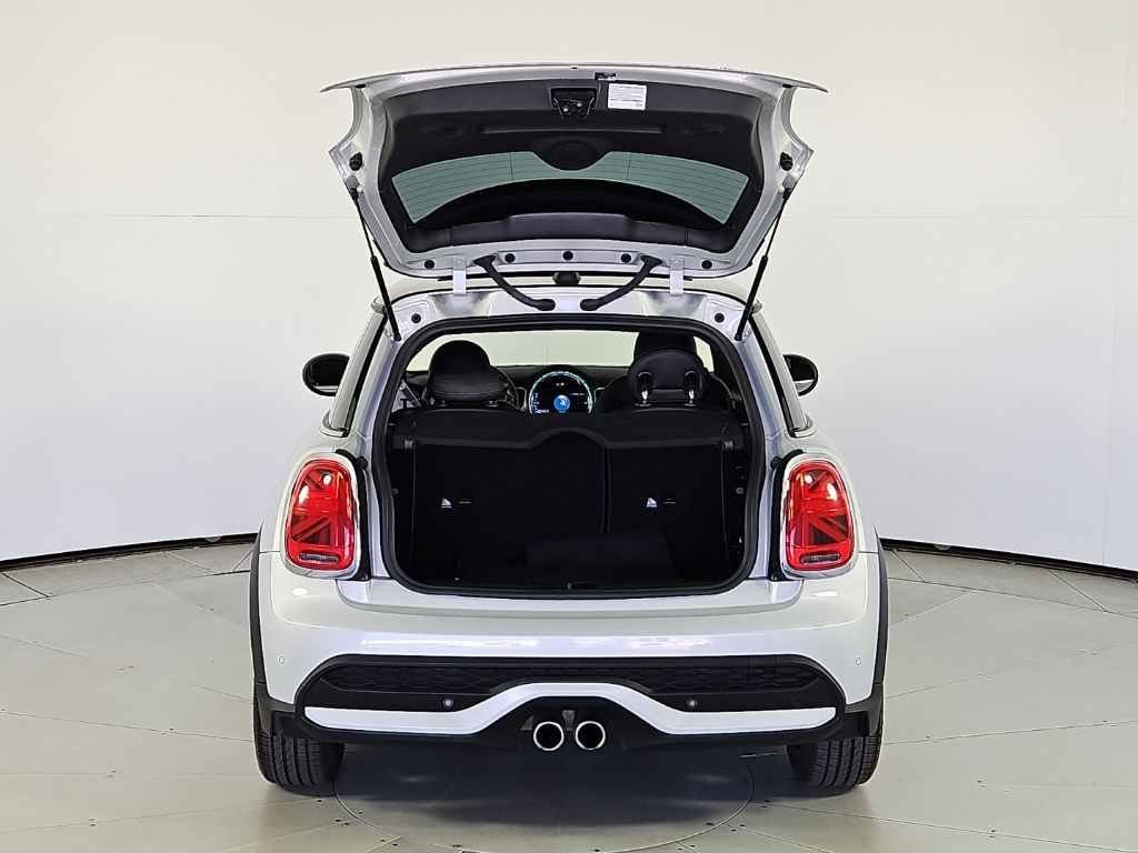 Thumbnail: 2022 MINI Cooper - 10
