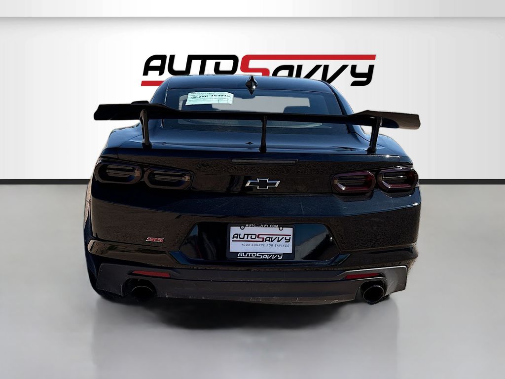 View vehicle photo 6