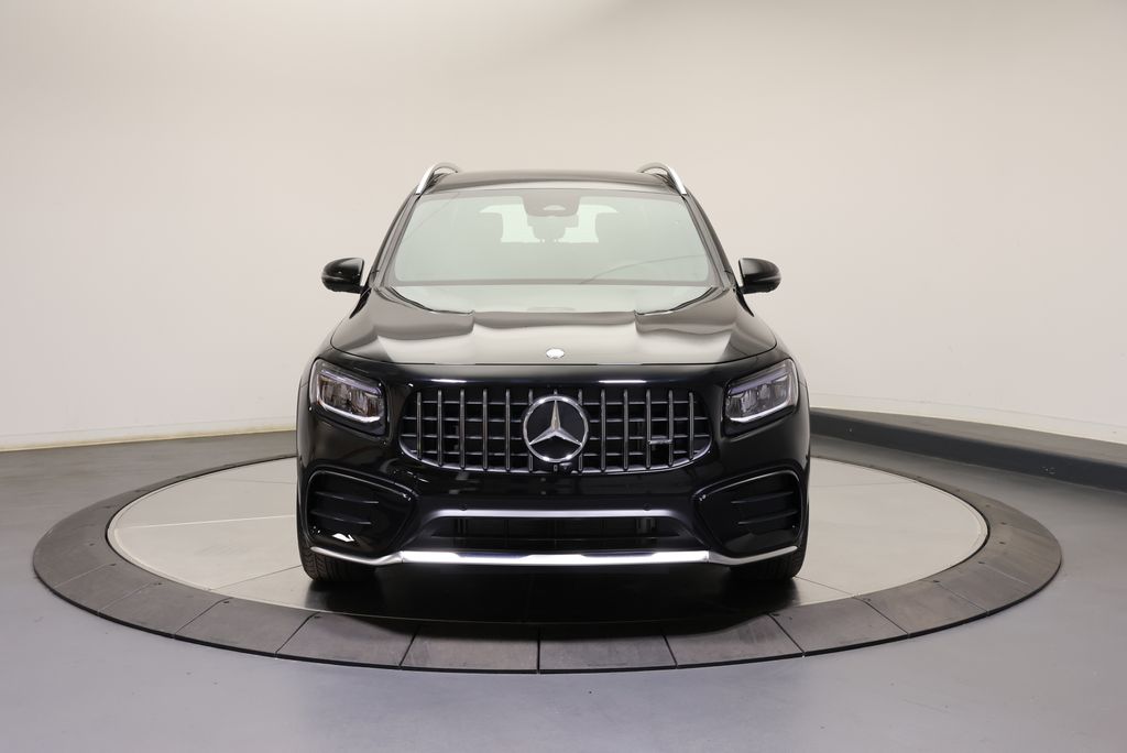 Thumbnail: 2026 Mercedes-Benz GLB - 2