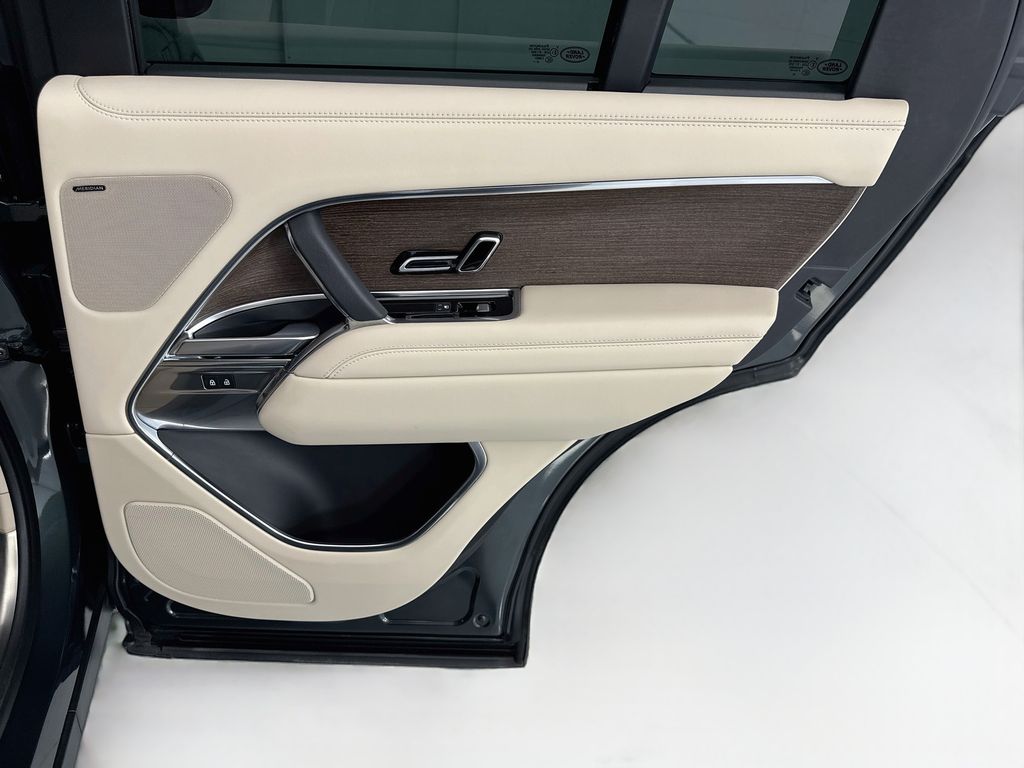 Thumbnail: 2024 Land Rover Range Rover - 26