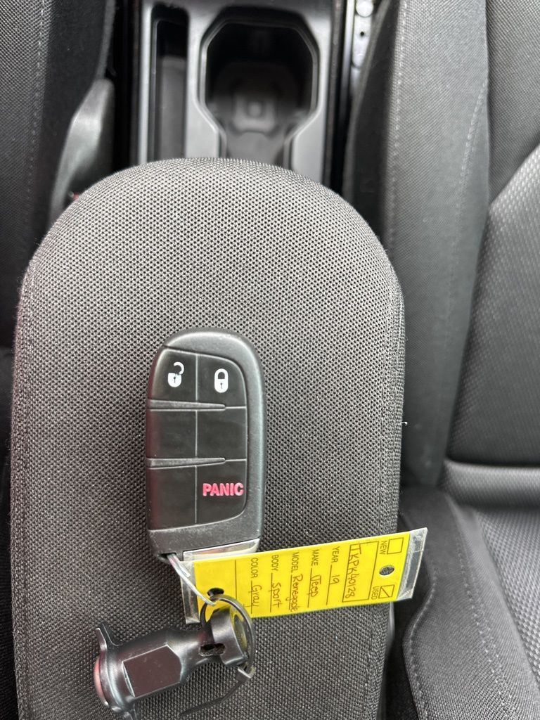 2019 Sting-Gray Clearcoat Jeep Renegade Sport FWD SUV