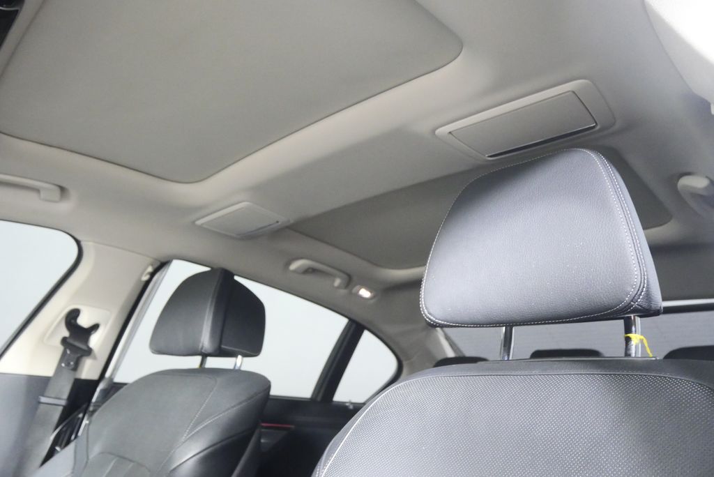 Thumbnail: 2017 BMW 7 Series - 11