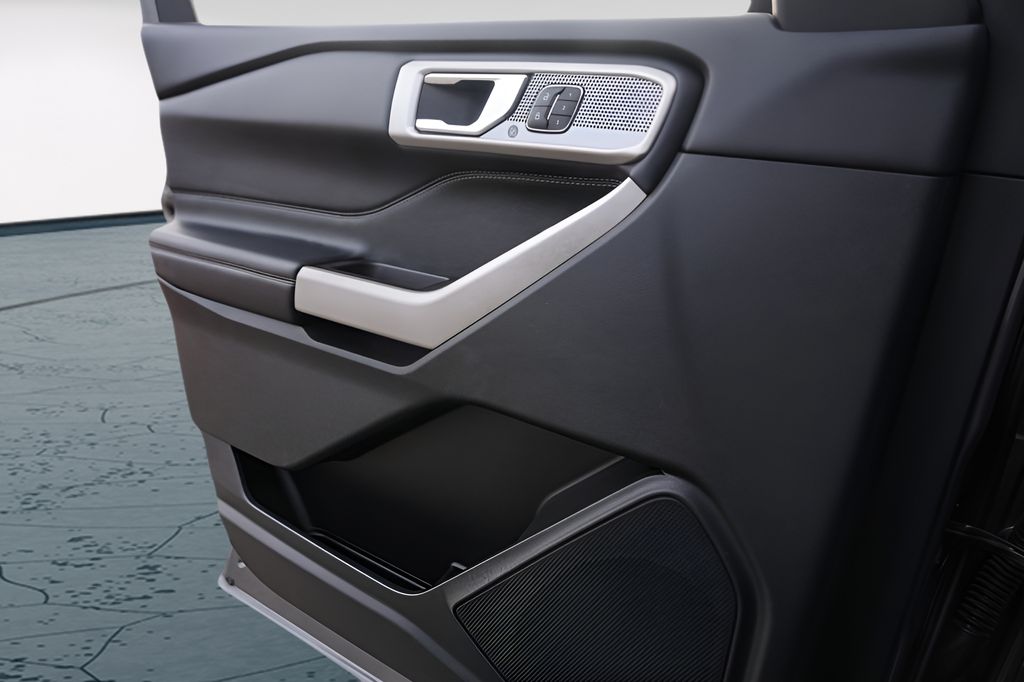 Used Car 2023 Ford Explorer  Limited For Sale Under $30,000 In Austin, Texas