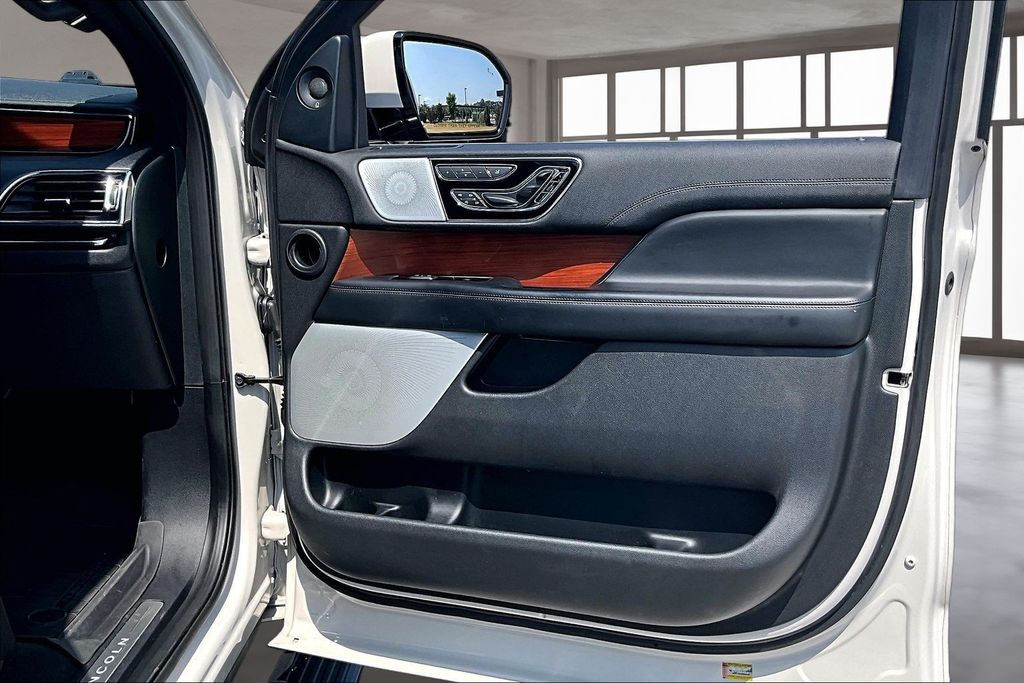 Used 2020 Lincoln Navigator SUV