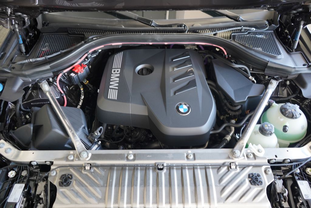 Thumbnail: 2026 BMW X3 - 21