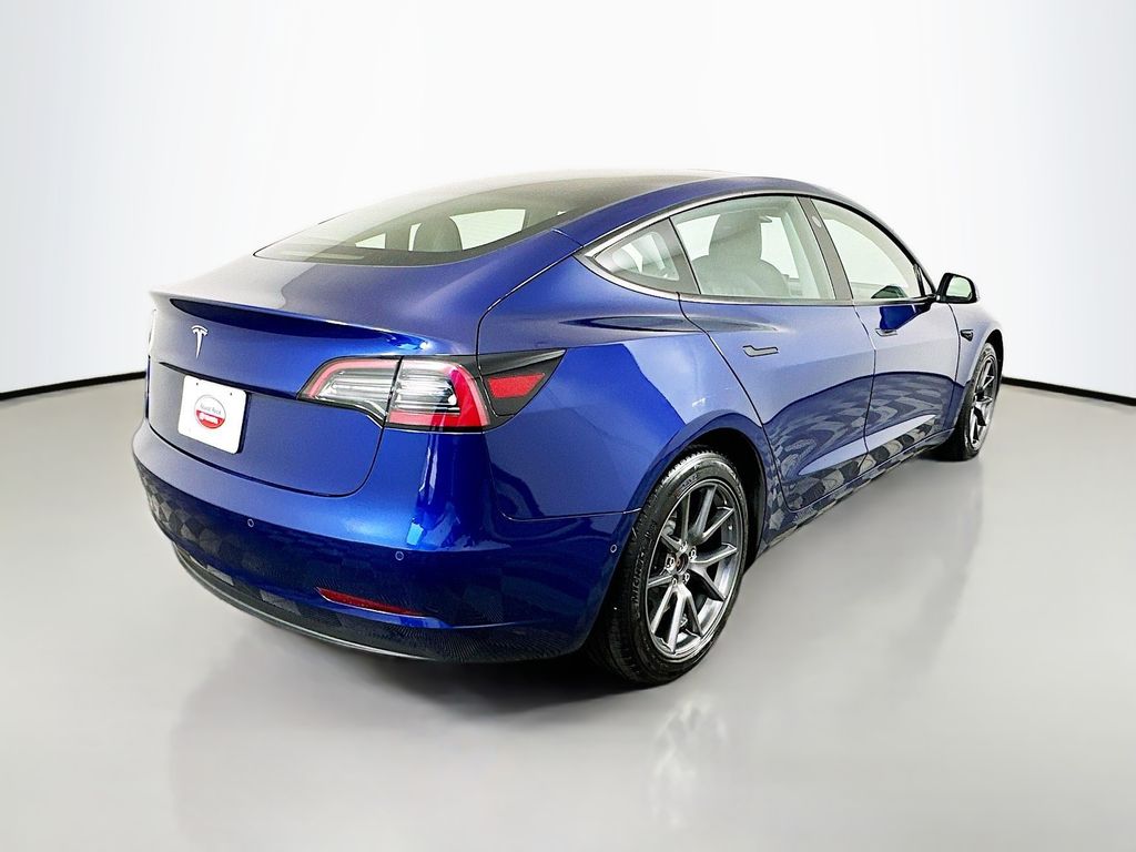 Thumbnail: 2021 Tesla Model 3 - 5