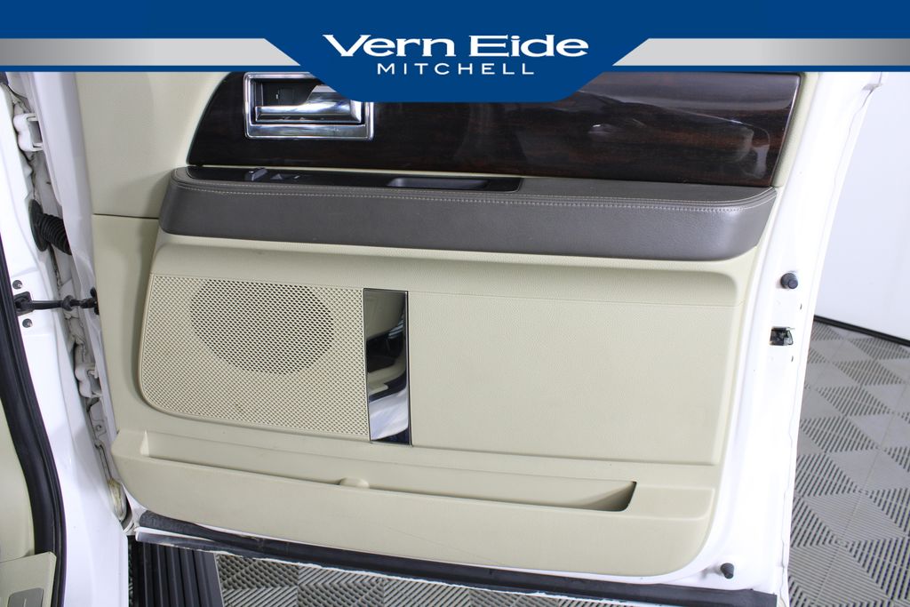 Used 2016 Lincoln Navigator L for sale in 