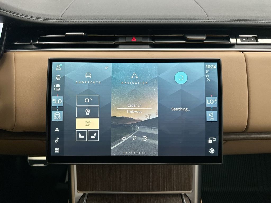 Thumbnail: 2026 Land Rover Range Rover - 13