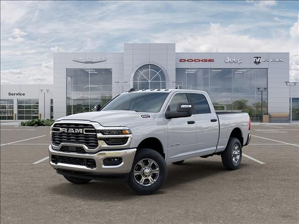 Bright White Clearcoat 2026 RAM 2500 Big Horn Crew Cab 4WD Pickup Truck Four-Wheel Drive 8-Speed Automatic