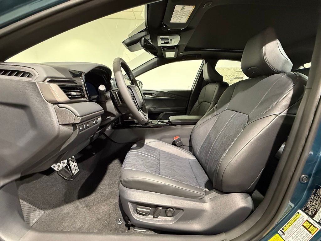 Thumbnail: 2026 Toyota Camry - 12