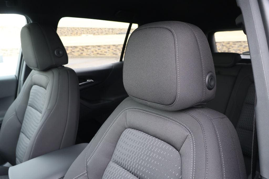 Thumbnail: 2026 Chevrolet Equinox - 15