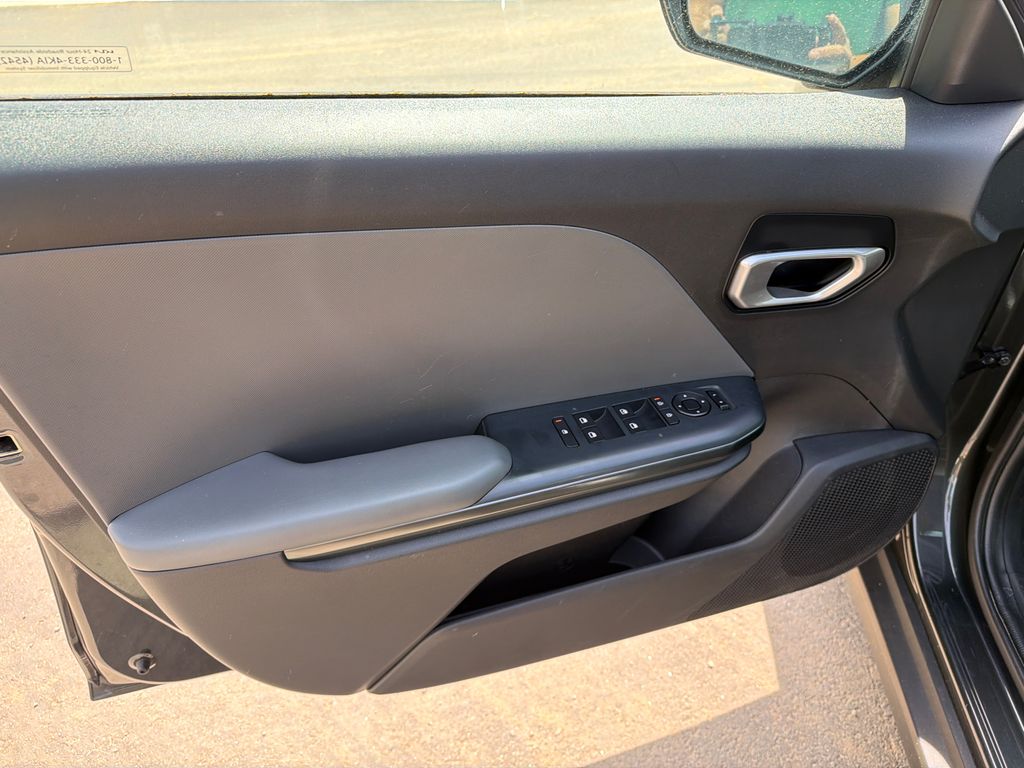 Used 2025 Gray Kia LXS image 10