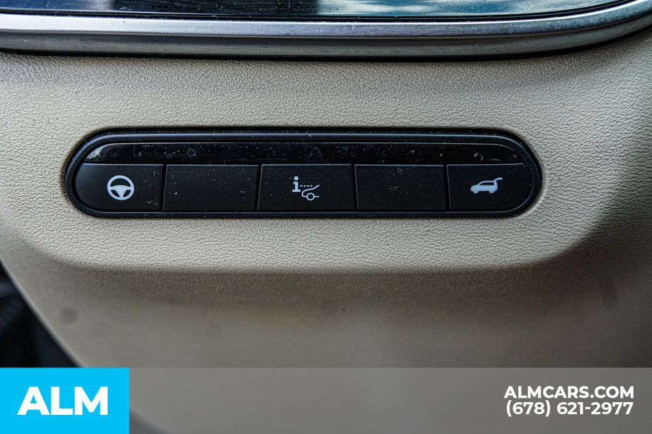 Used 2024 Gray INFINITI Sensory image 48
