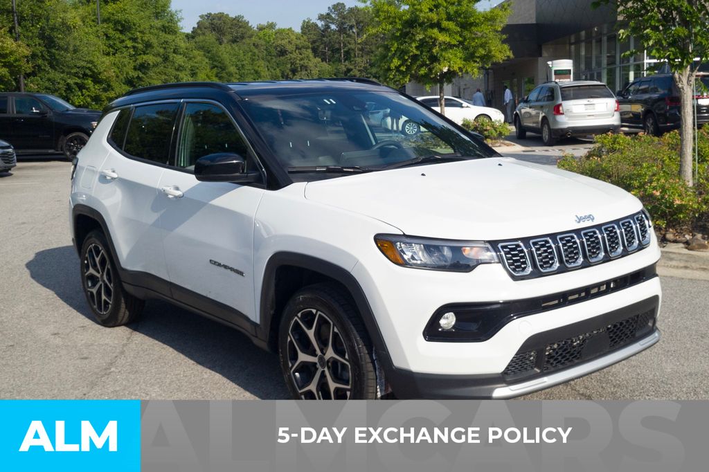 Used 2025 White Jeep Limited image 3